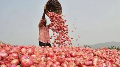 സംസ്ഥാനത്ത് സവാള വില കുതിക്കുന്നു